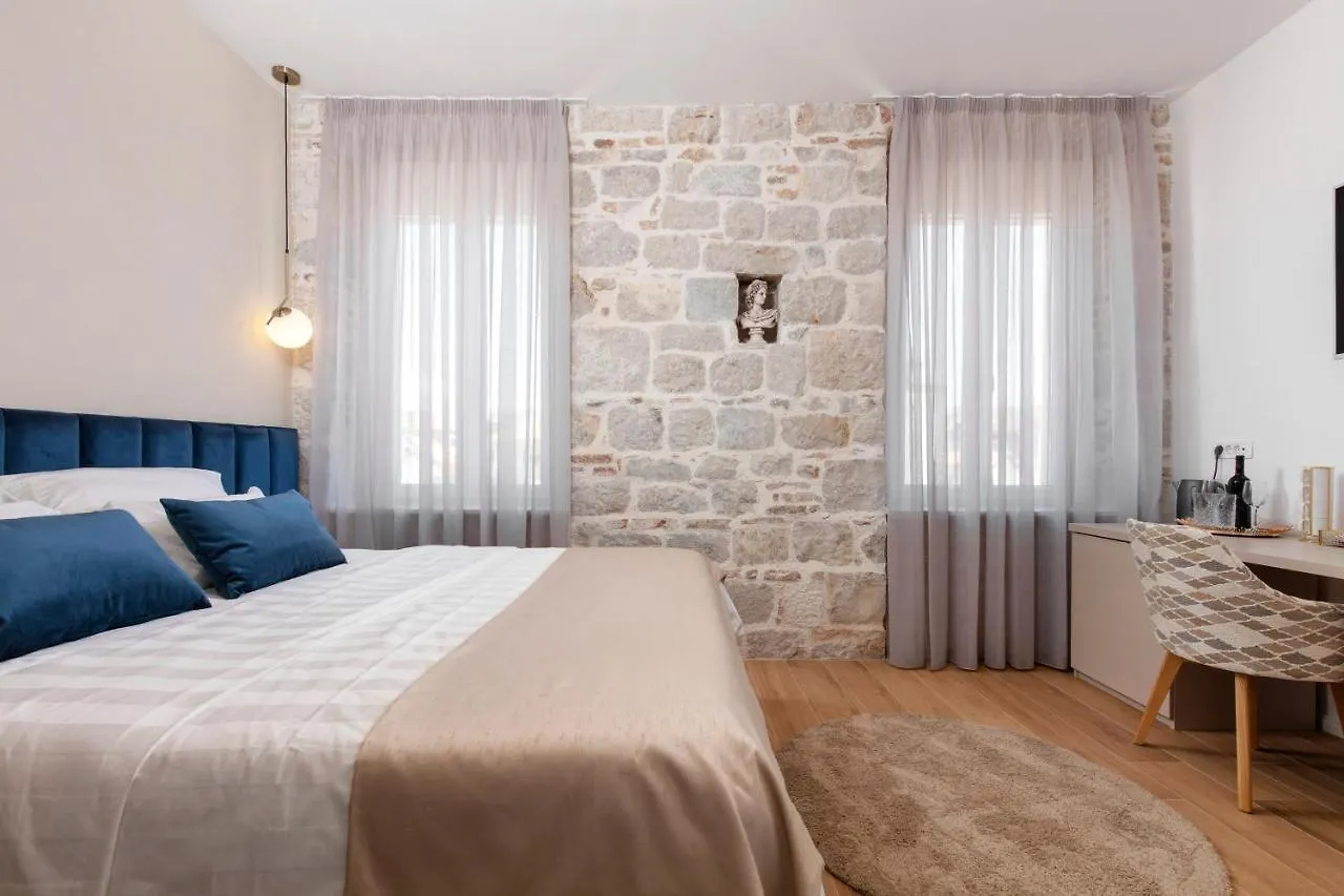 Luxury Rooms Spalatum Split 4*,